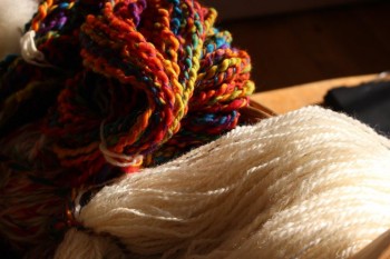 Einf&uuml;hrung - Handspindel und Spinnrad - Kurs findet unter Hygieneauflagen statt - Anmeldung m&ouml;glich Beispiel 2