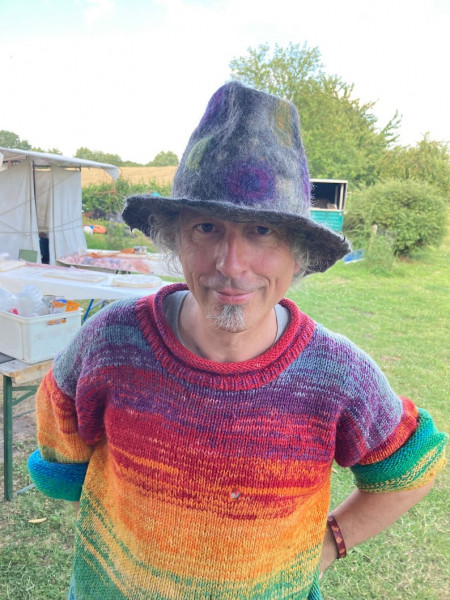 Kreativfreizeit auf Hof Balm - Sitzkissen und transparente Filze - ungek&auml;mmt/ ungewaschenFilzen mit Rohwolle  Beispiel 6