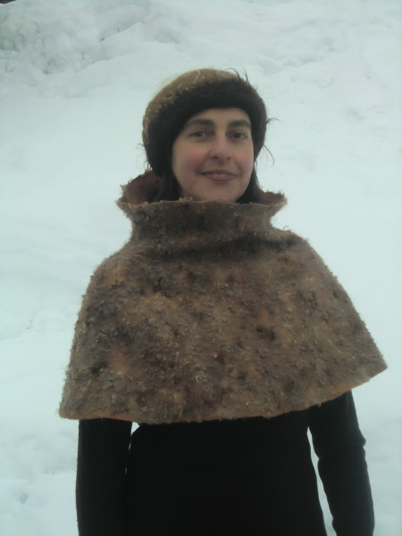 Bekleidung filzen im "Wikingerlook" - Tunika oder Cape (mit Locken) Beispiel 5